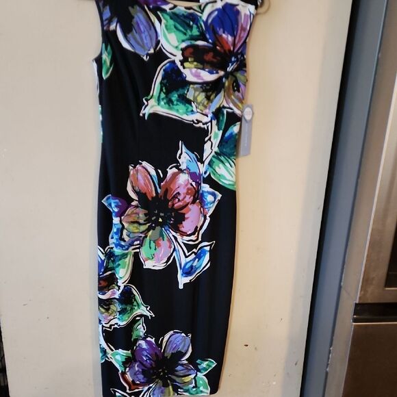 London Times Maxi size 4 NWT Floral Floral Print Black Dress super comfy - Picture 1 of 5